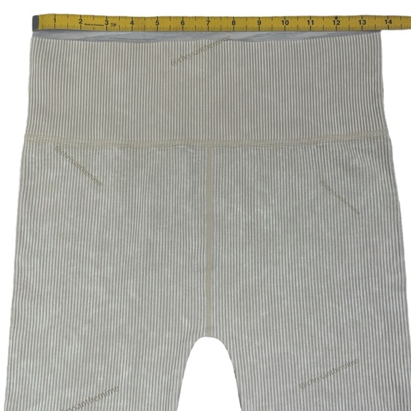 NWT • Ruffle Set - Seamless Bra and Short - Picture 13 of 16